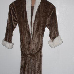 Bedroom and bathroom robe